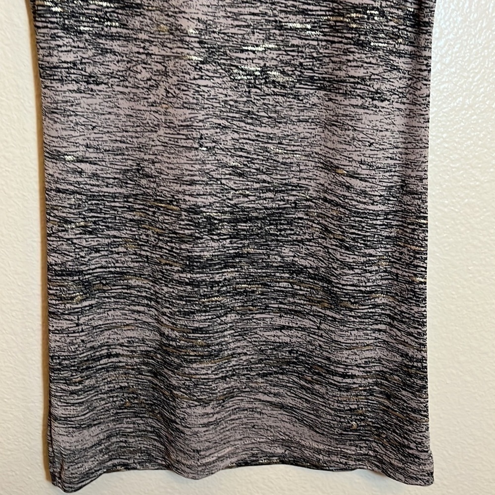 𝅺bke Sleeveless Tank Top - Picture 7 of 10
